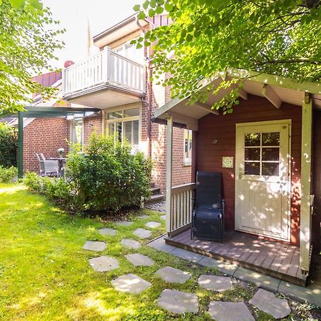 Up Besoeoek - Wildrose Mit Sauna Krummhörn Exterior foto
