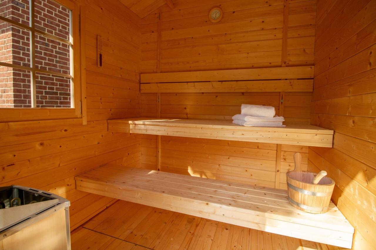 Up Besoeoek - Wildrose Mit Sauna Krummhörn Exterior foto